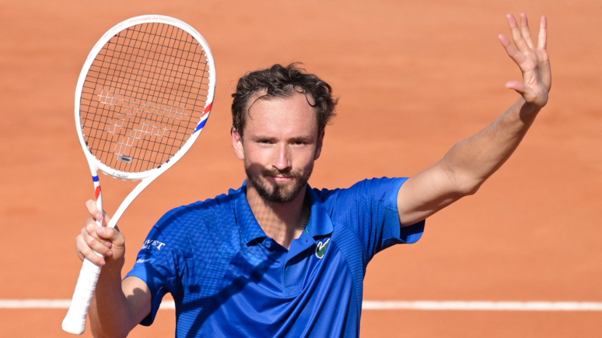 英国网球队险胜美国网球队，梅德韦杰夫送出助攻