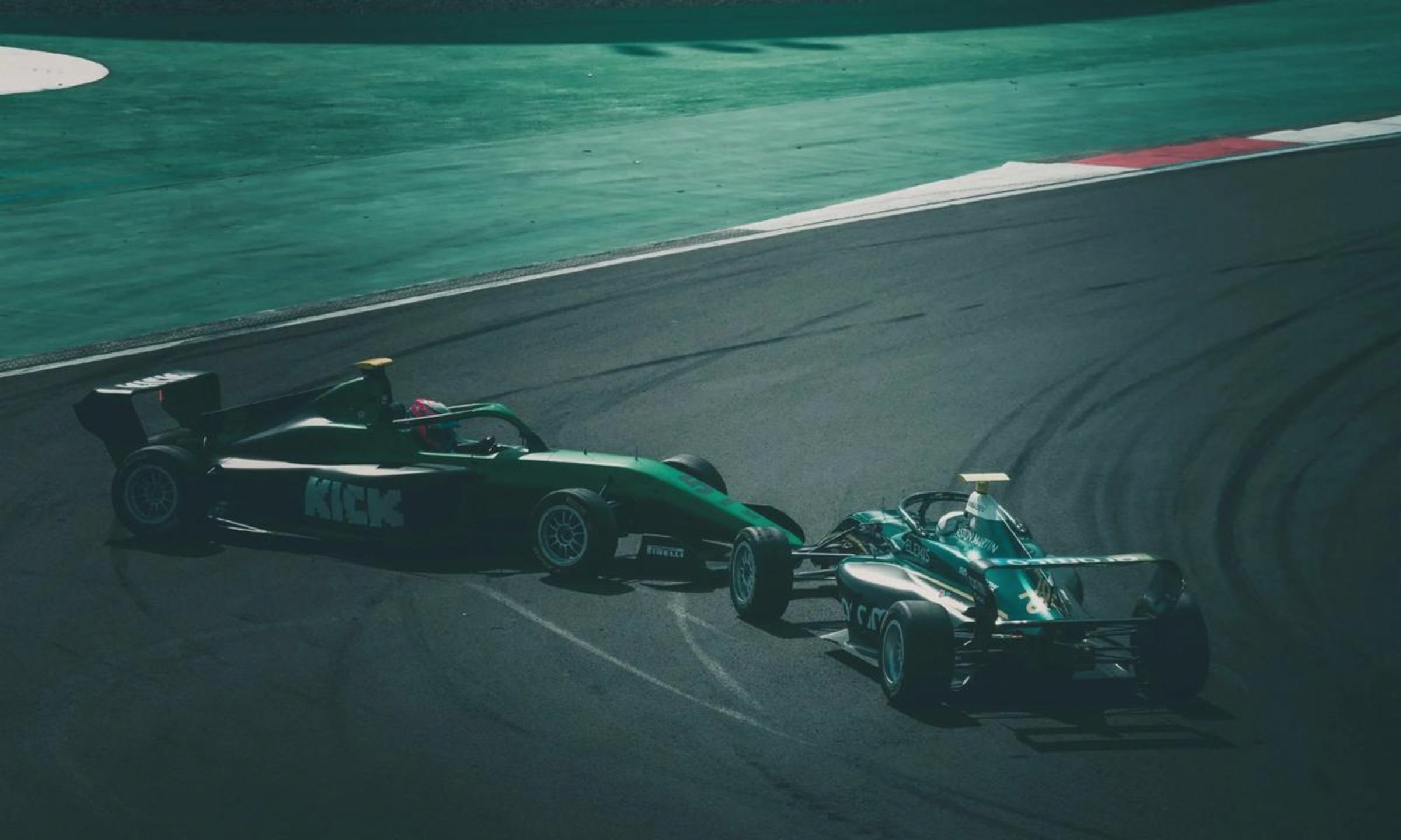 法拉利鏖战威廉姆斯，汉密尔顿扛起全队