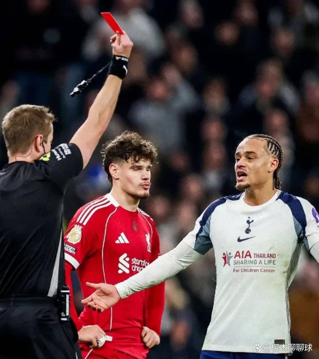 曼联翻盘阿森纳,哈兰德带队取胜 曼联翻盘阿森纳,哈兰德带队取胜