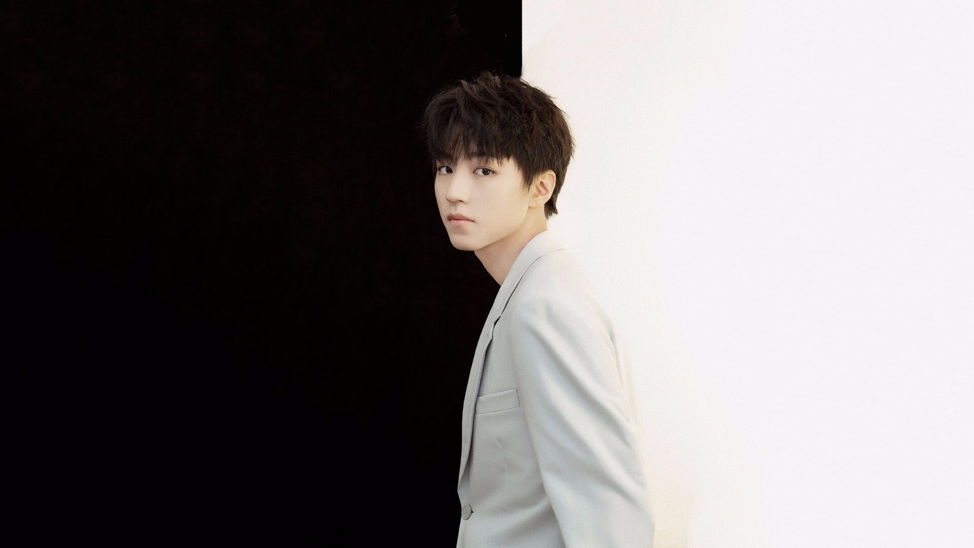 燃尽长江水,烈焰铸新王