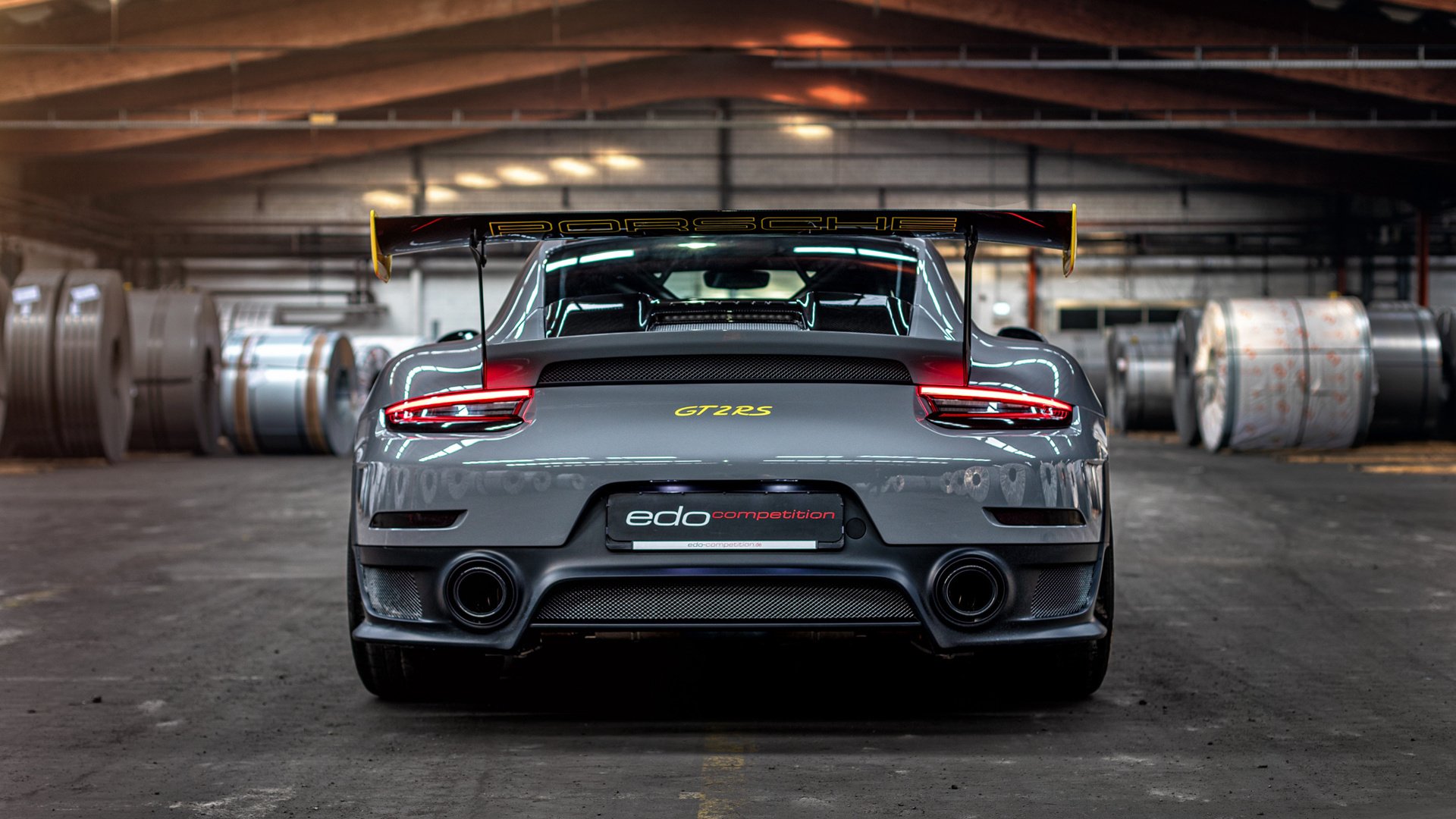 时空交错,当湖人跨越太平洋降维打击,恩比德在欧洲之巅上演野蛮冲锋