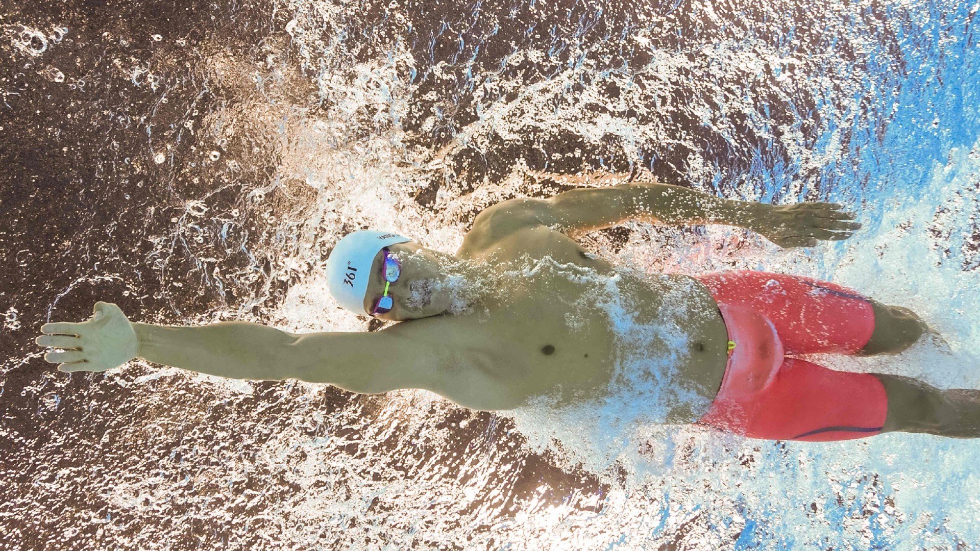 绝境出奇兵！波兰攻坚战中卫封神 阿拉巴三异数击碎突尼斯铁壁