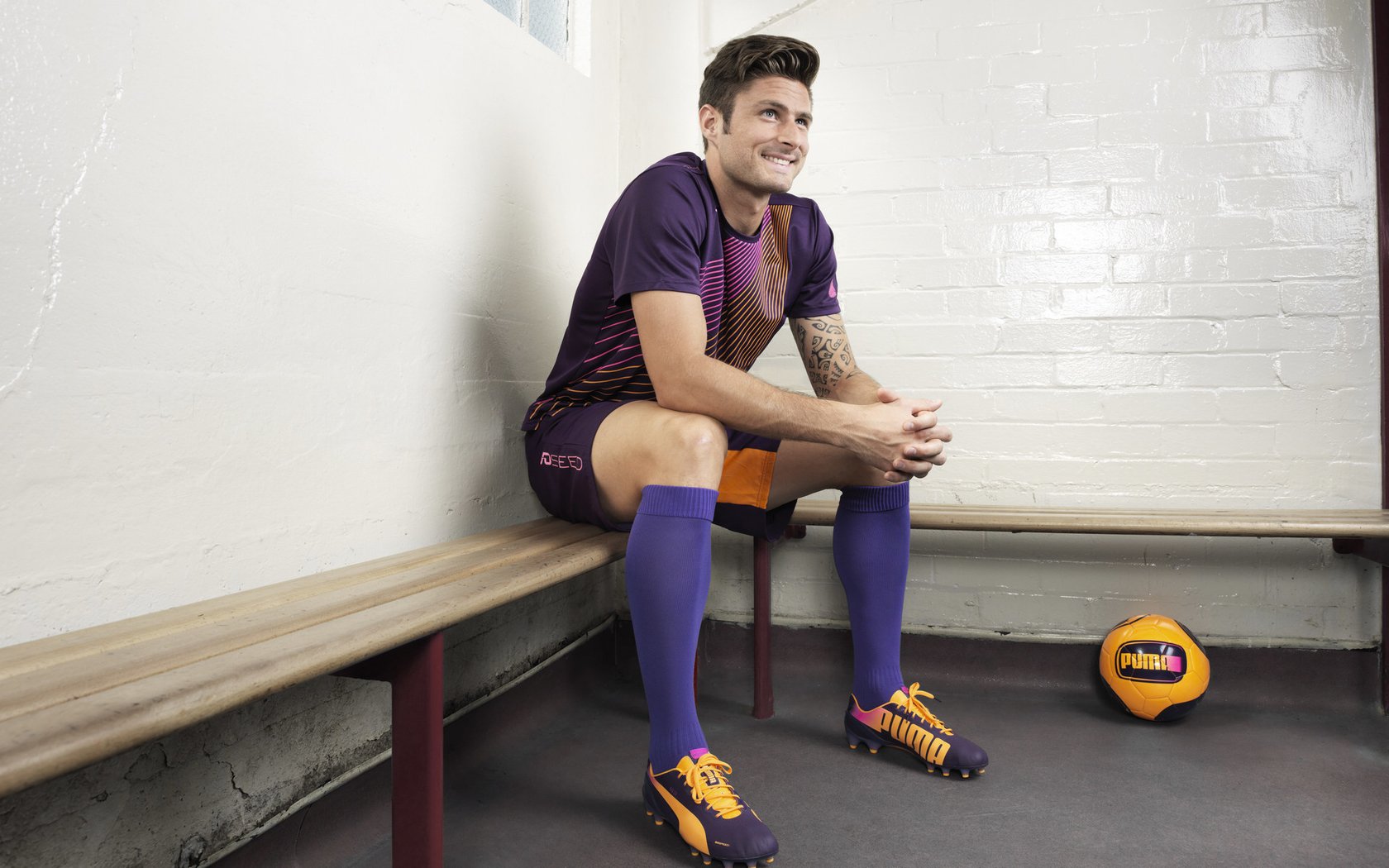 绿白军团遇阻，维尼修斯狂飙突进演绎唯一破局