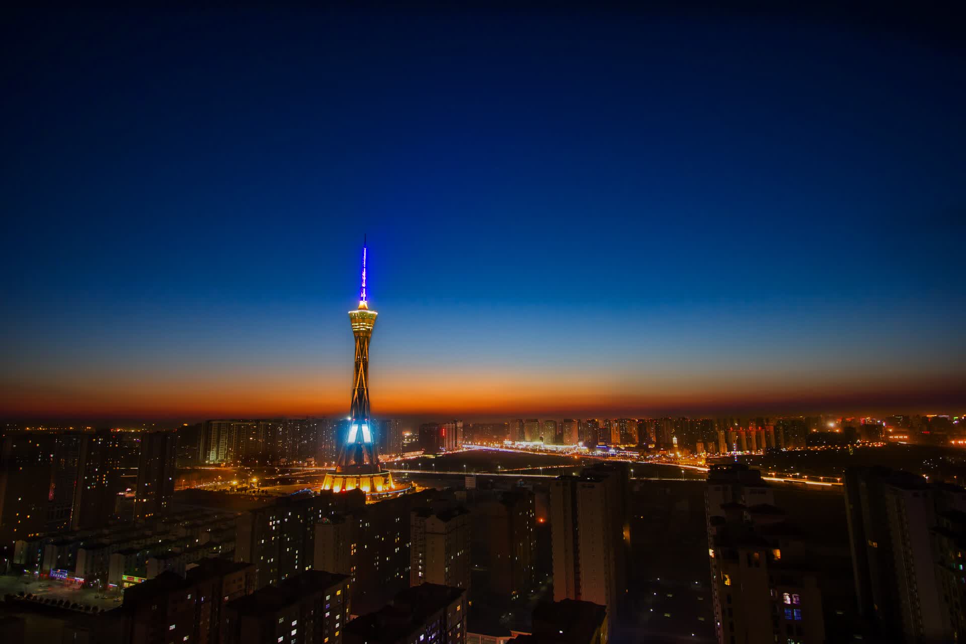 宿命的对决与绝杀的光芒，当托纳利点亮乌拉圭的荣耀之路